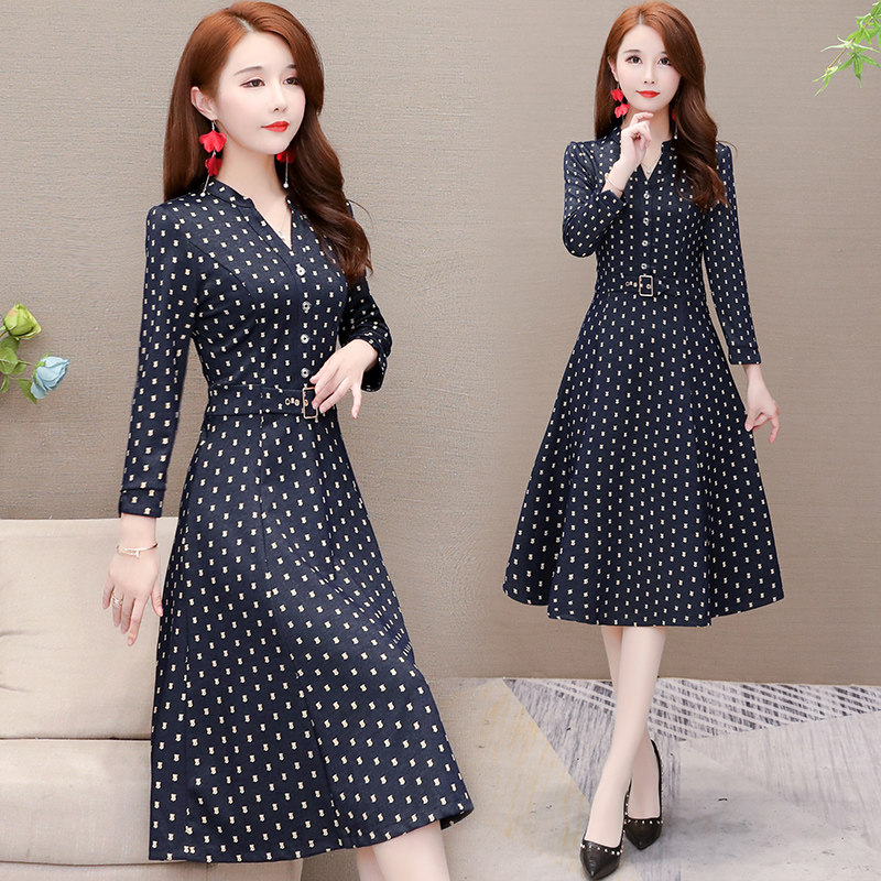 Noble and elegant spring and autumn dress long-sleeved dress women's 2021 new fashion age-reducing slim waist skirt