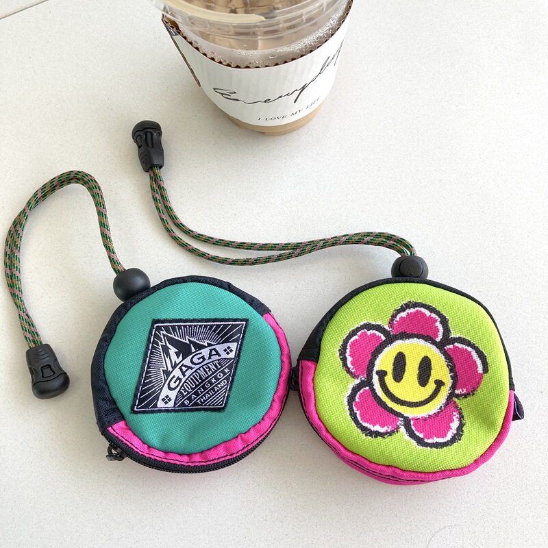 In Stock |   Authentic Thai Authorized Gaga Smiley Face Small Flower Key Bag Coin Purse Simple Wallet with Pull-Out Feature