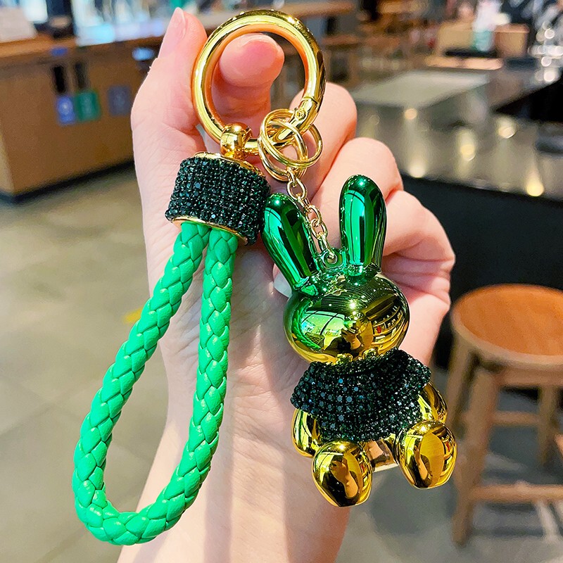 2026 New Diamond-Encrusted Car Keychain, High-End Creative Car Pendant, Fashionable Key Chain, Trendy Car Keychain 2026 New Diamond-Encrusted Car Keychain, High-End Creative Car Pendant, Fashionable Key Chain, Trendy Car Keychain