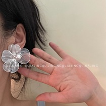 Personality Flowers Pearl Earrings Earrings Reworked Delicate 925 Silver Needle Advanced Sensation Small Crowd Design Exaggerated Woman Earthen Temperament