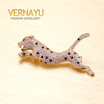 Japanese and Korean brooch female advanced baroque leopard small fragrance luxury simple anti-wear pin female personality diy accessories