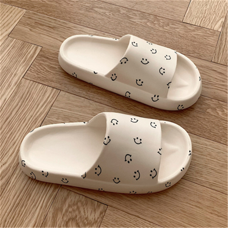 Off WhiteFeeling of stepping on shit Thick bottom slipper female summer Wear out lovers ins tide personality fashion indoor take a shower non-slip Sandals male