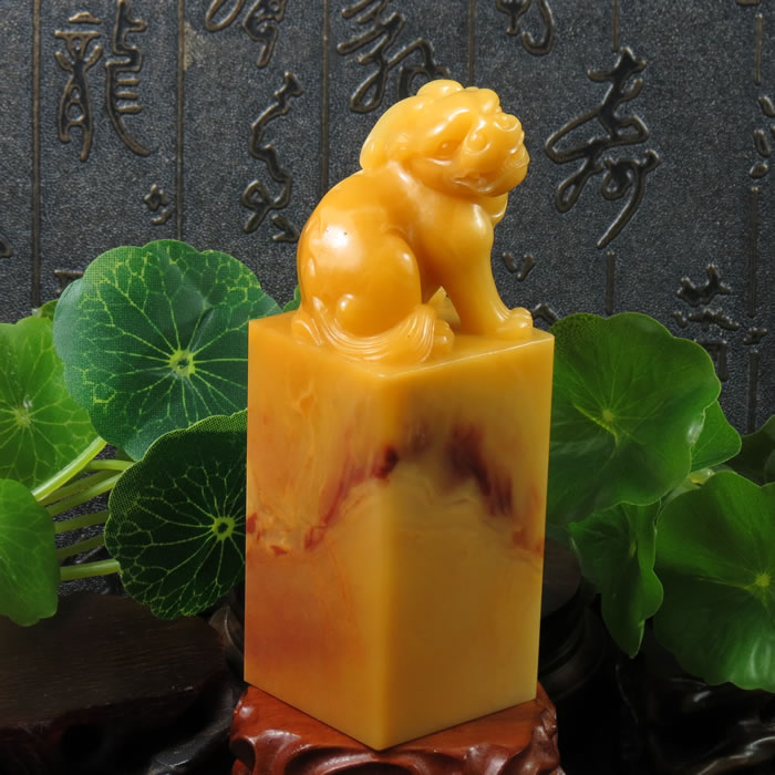 Shoushan Stone Boutique Seal G Old Nature Huang Qiushi Susan Hibiscus Stone Seal Gold Stone Collection Seal Engraving and Gift Ancient Beast
