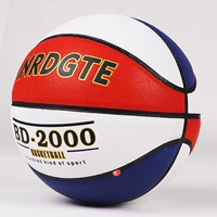 Красный, белый и синий шарик, посылающий иглу + шариковую сеть