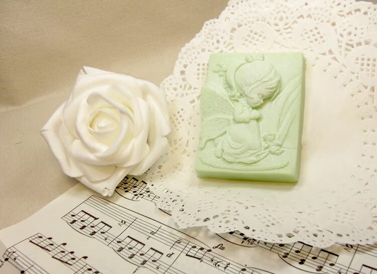 B1012diy sáng tạo mềm silicone silicone mài khuôn handmade xà phòng sô cô la bánh kẹo mềm pudding muối khắc nhựa khuôn bánh dứa