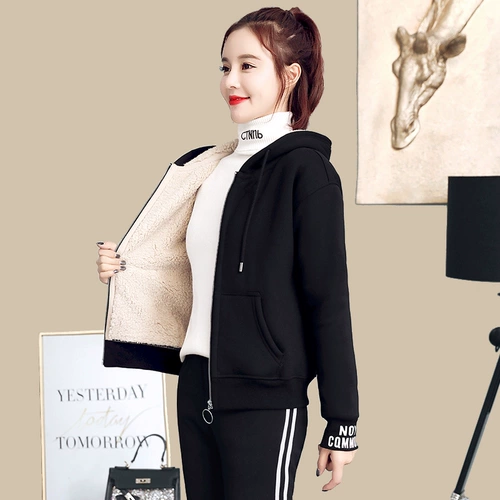 Утепленный демисезонный спортивный костюм для отдыха, бархатный комплект, коллекция 2021, в стиле Шанель, в западном стиле