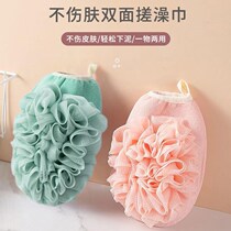 Strongly rub the bath towel to dirt adults with double-sided bath gloves and bathe the back to the dead skin rubbing the mud artifact