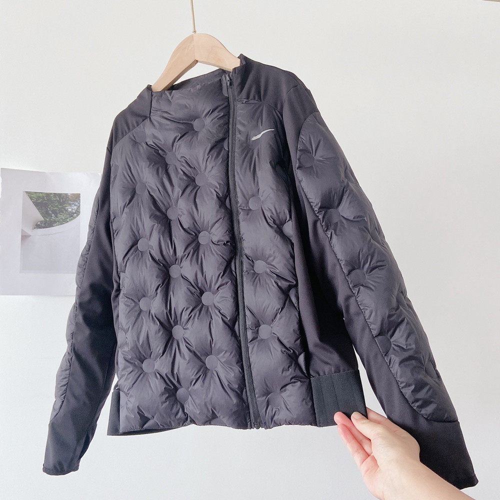 2021 Winter new CUHK Girl Girl Liner Home White Duck Suede Light Slim Fit Movement Splicing Yoga Down Clothing