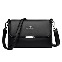 Черная авторизованная кожа