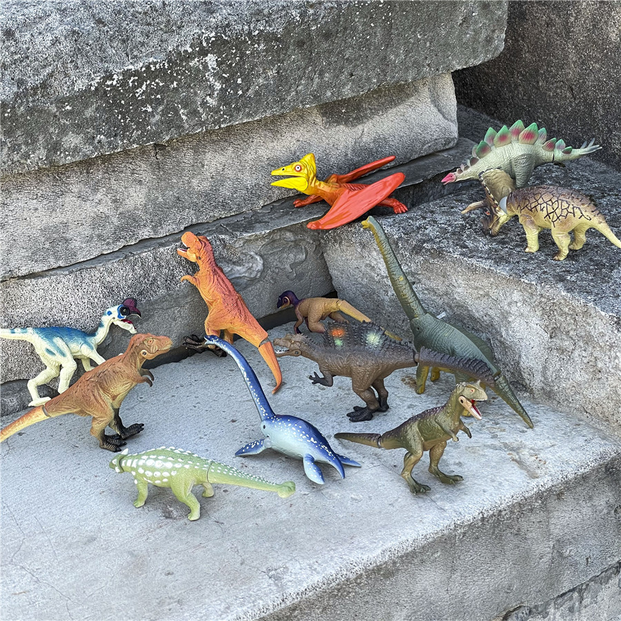 Multi-entry Jurassic Simulation Movable Dinosaur Model Tabletop Pendulum Pieces Small Plastic Children Animal Toys
