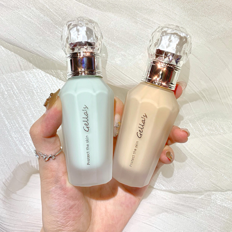 Li Jiaqi recommends liquid foundation moisturizing concealer lasting female student dry skin oily skin cream muscle parity BB cream oil control