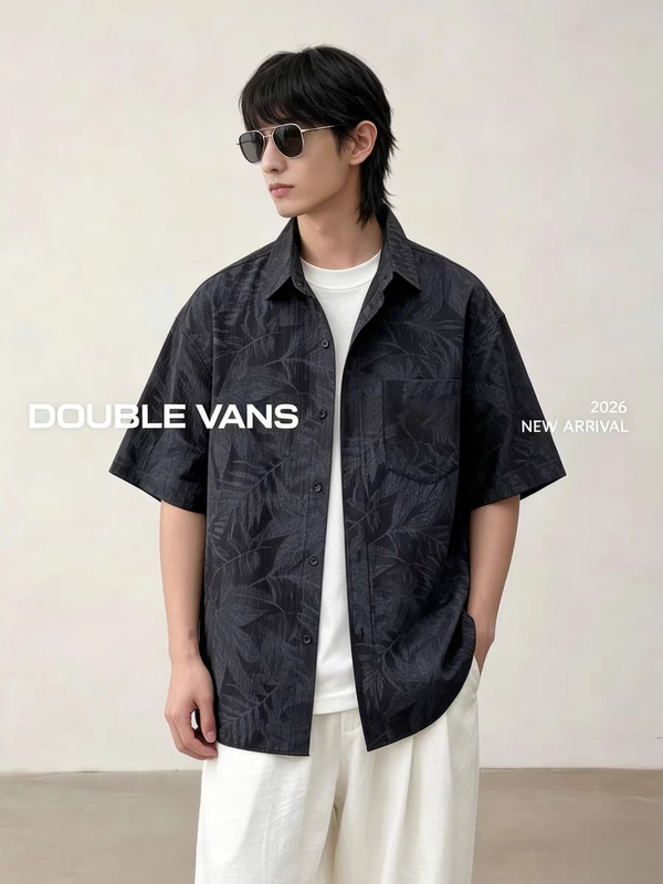 Black Iris Jacquard Niche Design Men's Short-Sleeve Shirt, Summer Loose Fit, Versatile Turn-Down Collar, Lightweight Top Black Iris Jacquard Niche Design Men's Short-Sleeve Shirt, Summer Loose Fit, Versatile Turn-Down Collar, Lightweight Top