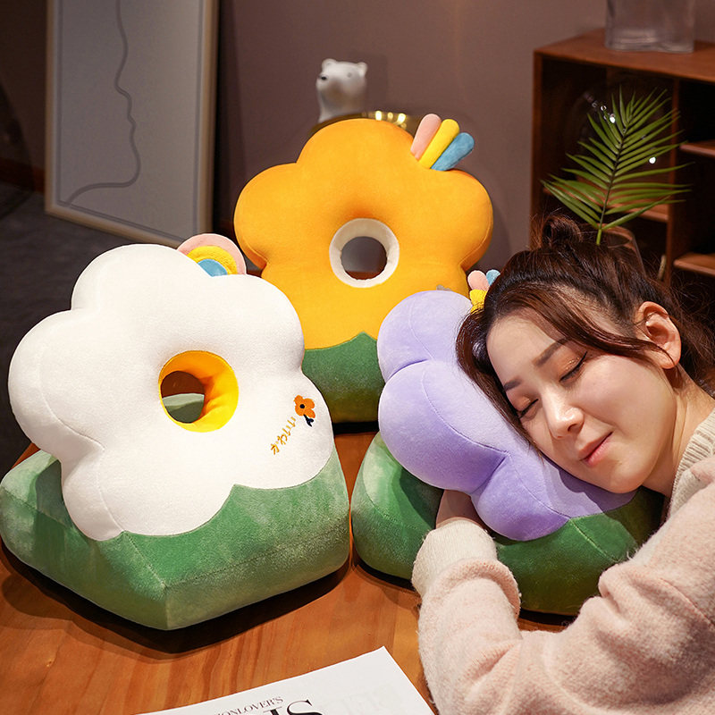 Flowers Hug Pillow Afternoon Nap Pillow Girl's Groveling Pillow Student Groveling Pillow Pillow Office Sleeping the Divine Instrumental Summer Money