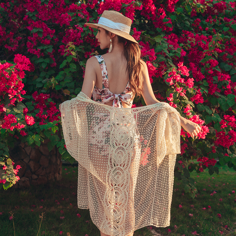 New Sexy Hollowed-out Lace Hooded Sweatshirt Swimsuit Hooded Women 100 Hitch Mid-Length Version Seaside Holiday Jacket