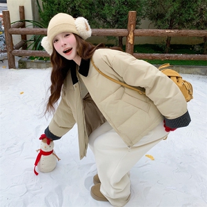 米色格子拼接复古撞色羽绒服女冬超火好看高级感保暖加厚短款外套图片
