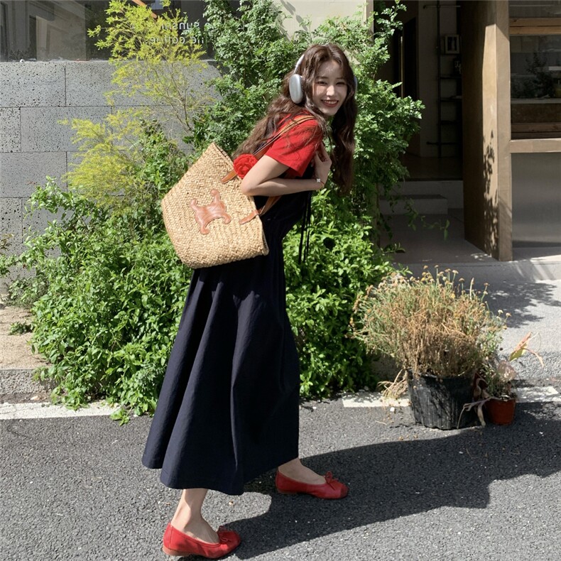 夏日韩系慵懒chic套装女2025新款小个子显瘦吊带裙内搭T恤两件套,女装套装/套裙,2C201