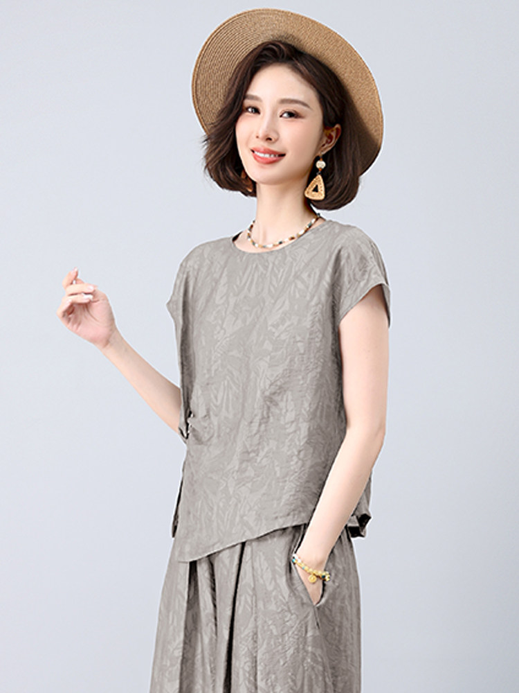 2025夏季爆款巨好看独特漂亮妈妈40减龄穿搭超火一整套,女装衬衫,曼沙奕珂