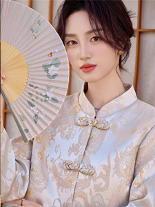 9756时尚复古盘扣提花两件套裙图片