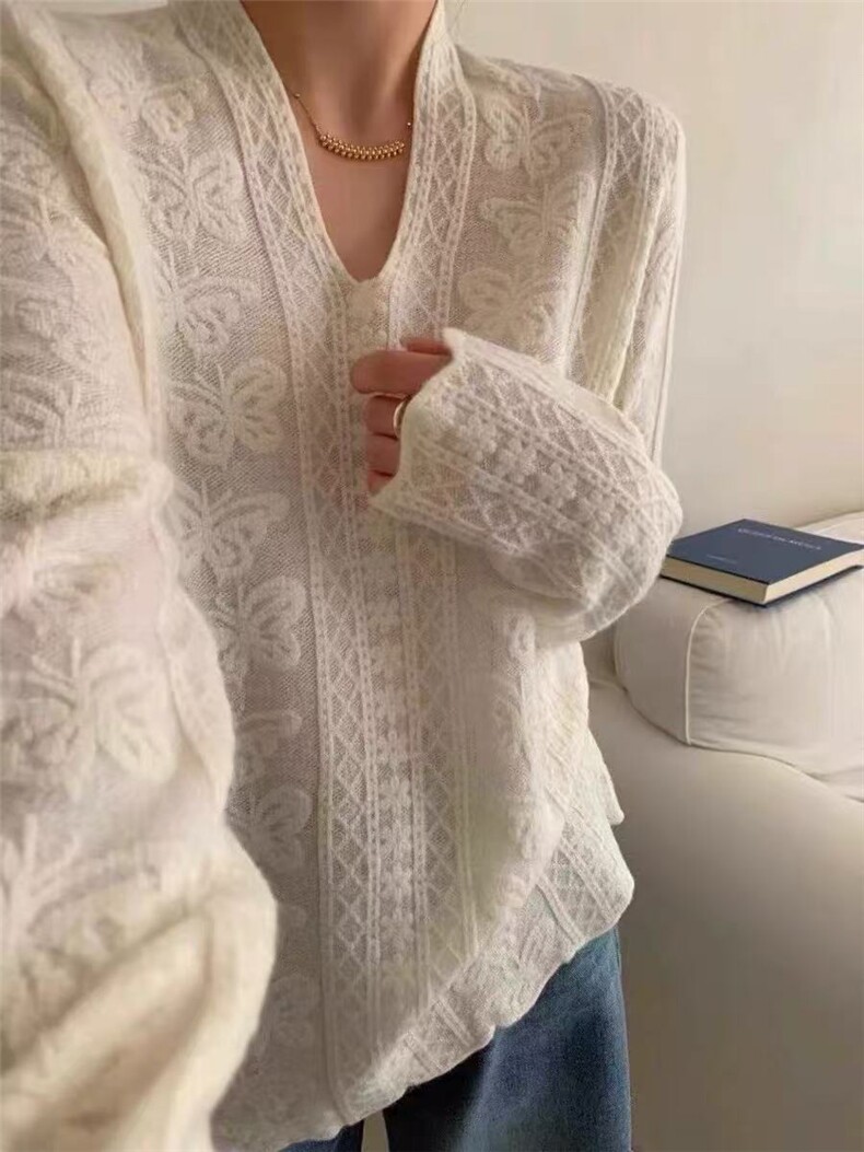 气质修身显瘦女士V领加蕾丝打底衫,女装蕾丝衫/雪纺衫,百纯羊绒