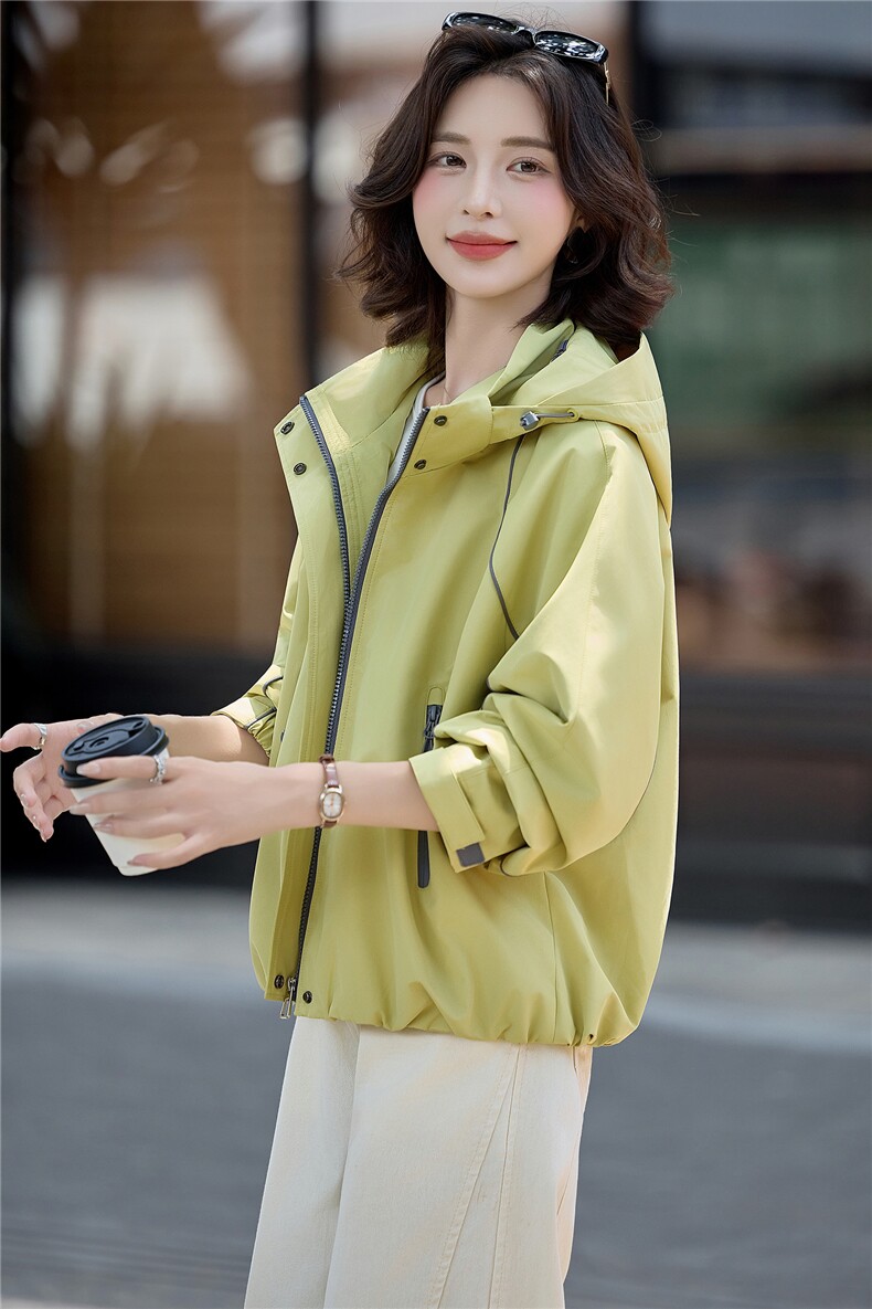 2026年秋季直筒型街头长袖连帽插肩袖拉链休闲户外风衣外套女,女装短外套,微微衣阁