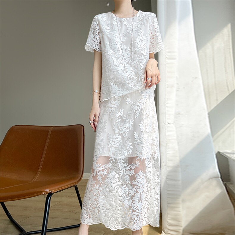 2024夏季醋酸缎面短袖半身裙两件套女镂空蕾丝上衣A字开叉裙套装,女装套装/套裙,佳绒高端店