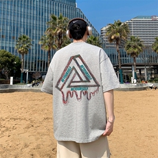 浅灰色