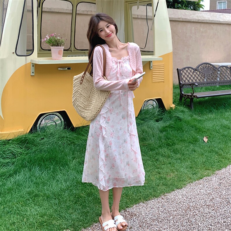 【现货有买家秀】温柔甜美浪漫仙气印花吊带连衣裙+防晒开衫套装图片