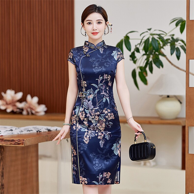 杭州品质真丝长裙复古印花连衣裙女春夏日常修身潮流桑蚕丝旗袍,女装汉服/婚纱/旗袍/礼服,小荷流