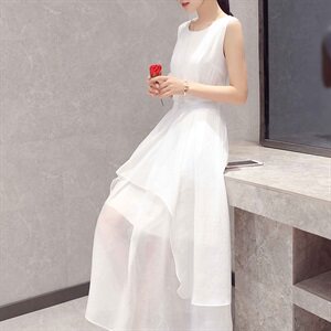 2022年夏季无袖甜美纯色圆领中腰套头连衣裙，女装连衣裙，时尚俏佳人
