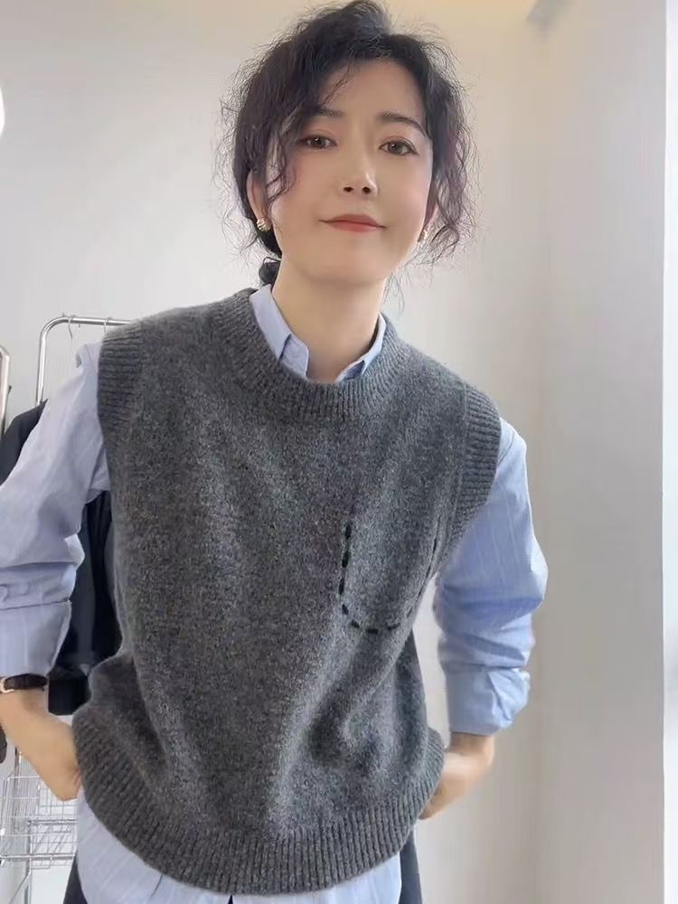时尚百搭女士秋冬圆领假兜马甲羊毛外套,女装马甲,胜酷羊绒