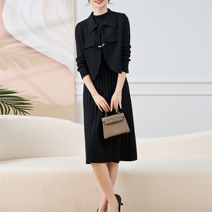 高级感时尚毛衣套装裙女2025秋装新款小香风两件套法式针织连衣裙图片