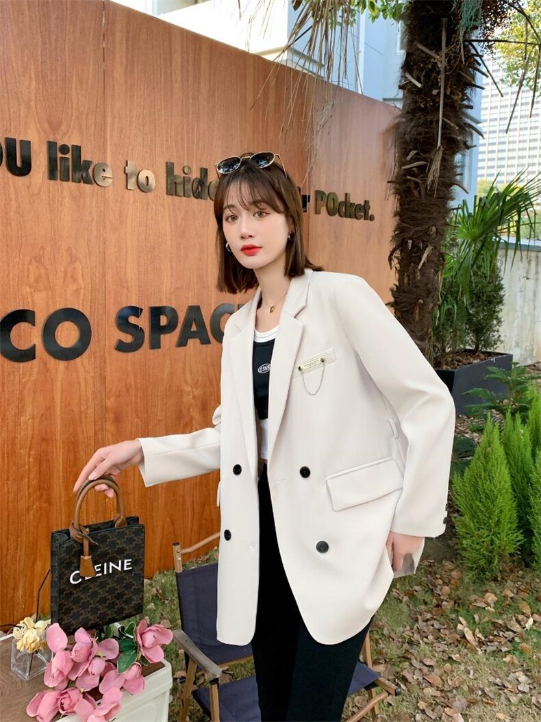 2022年春装时尚外套（三色四码，配腰带），其它，圣伊敏