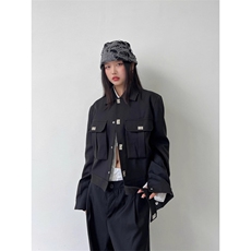 春秋休闲宽松慵懒小众设计感金属钮扣装饰大口袋短款夹克外套女，男装夹克，星座506A