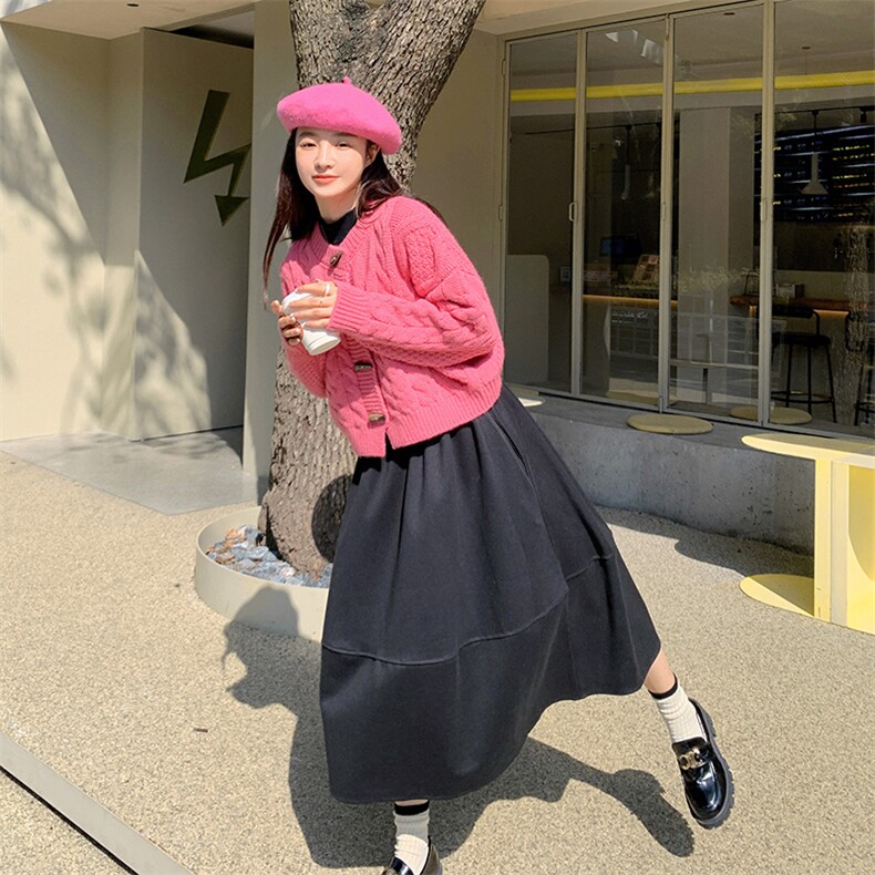 粉色针织开衫连衣裙套装女2024年秋季新款韩系甜美温柔长裙两件套,女装套装/套裙,2C037