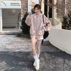 粉色立体绣花棒球服外套女秋季2025新款超火减龄休闲穿搭夹克百搭，女装短外套，2C216