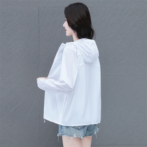 燕颉防晒衣女士夏季2024新款小个子薄款外套防晒服上衣女子妈妈装图片