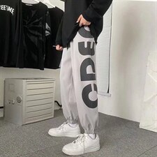 灰色