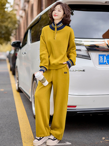 姜黄色休闲运动女秋冬高级感欧货加绒加厚减龄立领卫衣图片