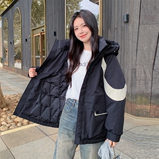 2024年冬季新款街头风时尚白鸭绒冲锋衣外套加绒加厚羽绒服女，女装羽绒服，辉之琳