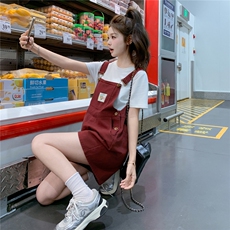 酒红色气质背带裤女2025年夏季新款复古减龄小个子俏皮百搭连体裤，女装牛仔裤，2D145