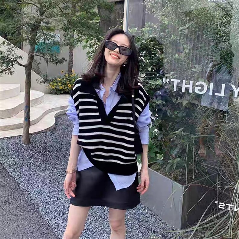 百搭条纹POLO领马甲女款针织背心外套春秋新款显瘦宽松上衣图片