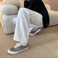白色