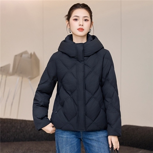 轻薄羽绒服女短款连帽小个子休闲百搭棉服2025冬季新款图片