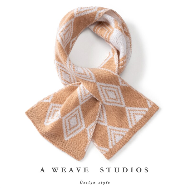 2025年秋季新款双菱形格针织小围巾时尚休闲通勤百搭，围巾，亿嘉羊绒