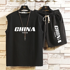 黑衣黑裤