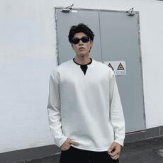 白色