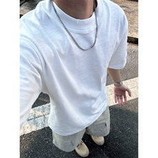 白色