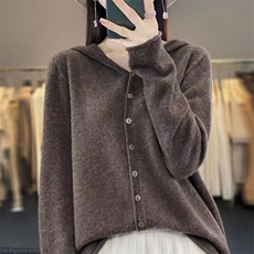 一线成衣100%纯羊毛连帽开衫女秋冬款多扣针织毛衣宽松羊绒衫外套，女装针织衫/毛衣，恒旺羊绒