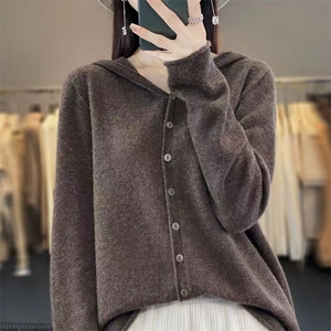一线成衣100%纯羊毛连帽开衫女秋冬款多扣针织毛衣宽松羊绒衫外套图片