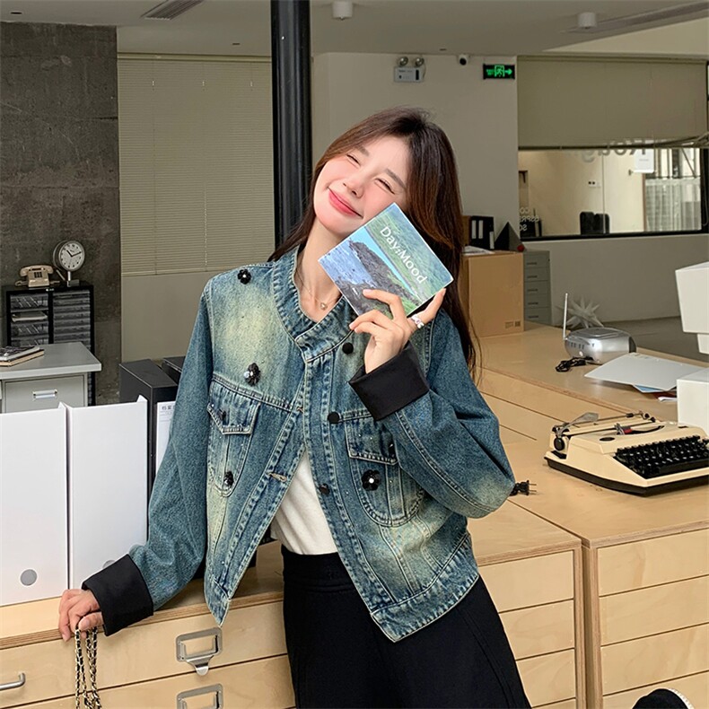 韩版复古设计感短款牛仔外套女2025春秋季新款显瘦高级感百搭上衣,女装短外套,纯色衣恋